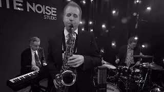 The Neil Maya Quartet.

Head and sax solo of Ornithology by Charlie Parker. 

Recorded at White Noise Studios Feb 25 for our project the Charlie Parker Story https://neilmayaquartet.co.uk/charlie-parker

For our new album Bird and The Sound available late Mar 26 from https://neilmayaquartet.co.uk/shop/